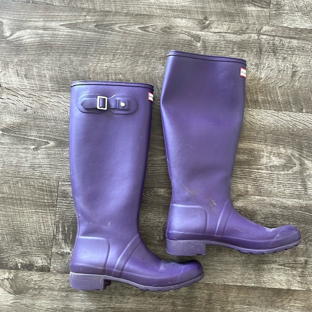 Hunter purple tall boots 9